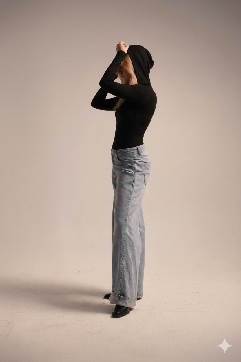 Mok Hood Top